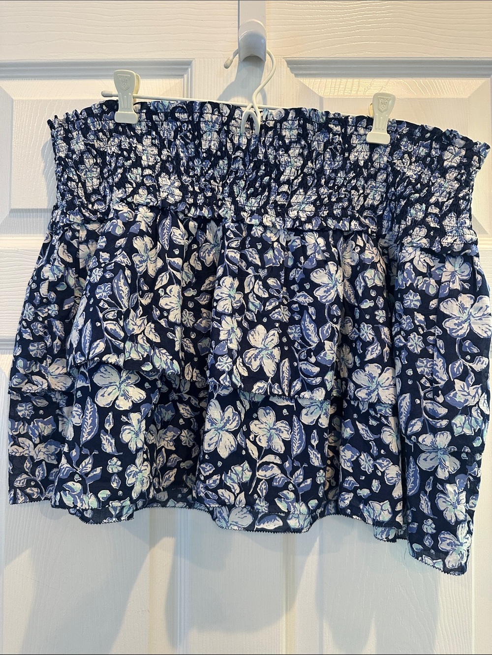 XL vineyard Vines Hibiscus Floral Smocked Skirt in Hibiscus Deep Bay Blue